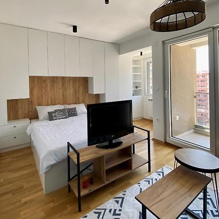 Sunshine Apartment Skopje Eksteriør billede