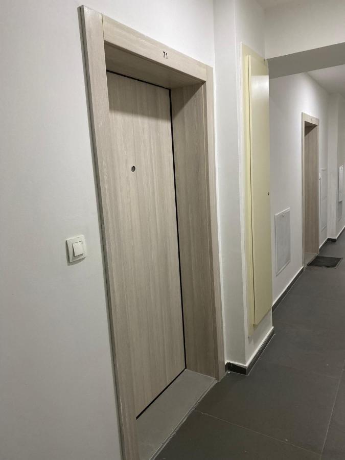Sunshine Apartment Skopje Eksteriør billede